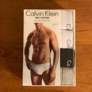 Calvin Klein 4 Low Rise Hip Briefs